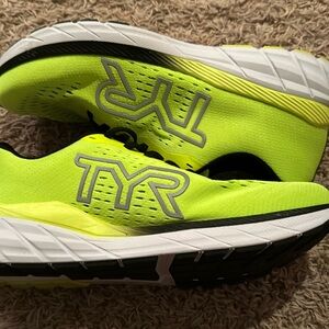 TYR Running Shoes